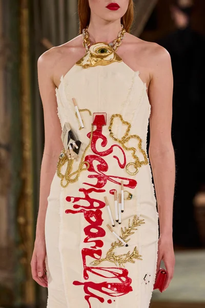 Look 97